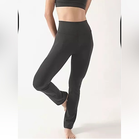 EUC - Athleta ELATION STRAIGHT LEG PANT - Size XXS - Black - Picture 1 of 7